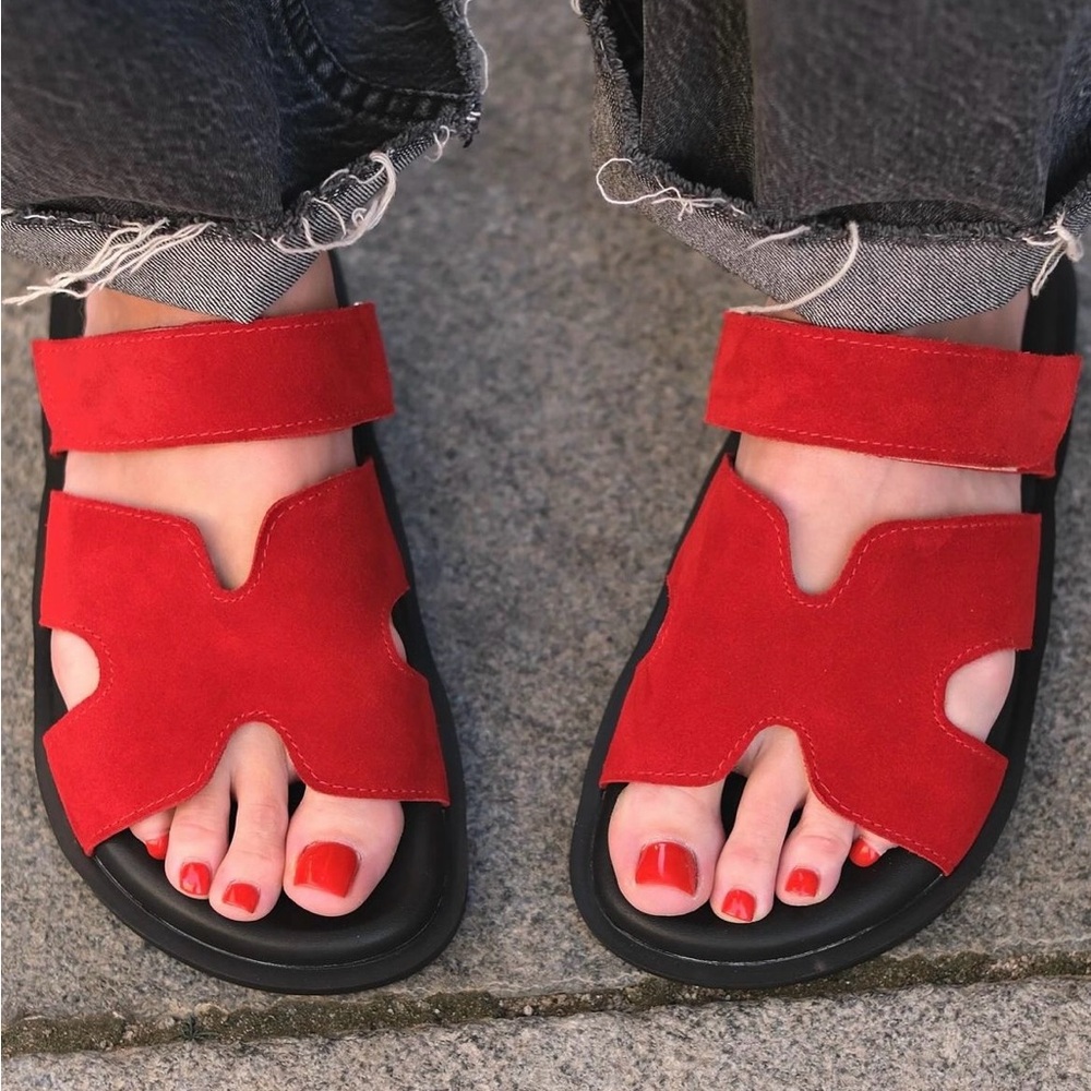 Red sliders